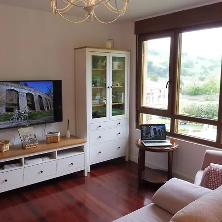 Casa Santolaya Apartment *